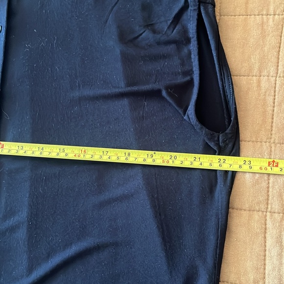 Eileen Fisher | Black | collared tunic | sleeveless | button up | Size Large - Picture 4 of 5